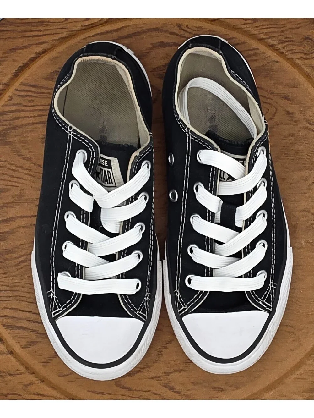 Converse sneakers chuck